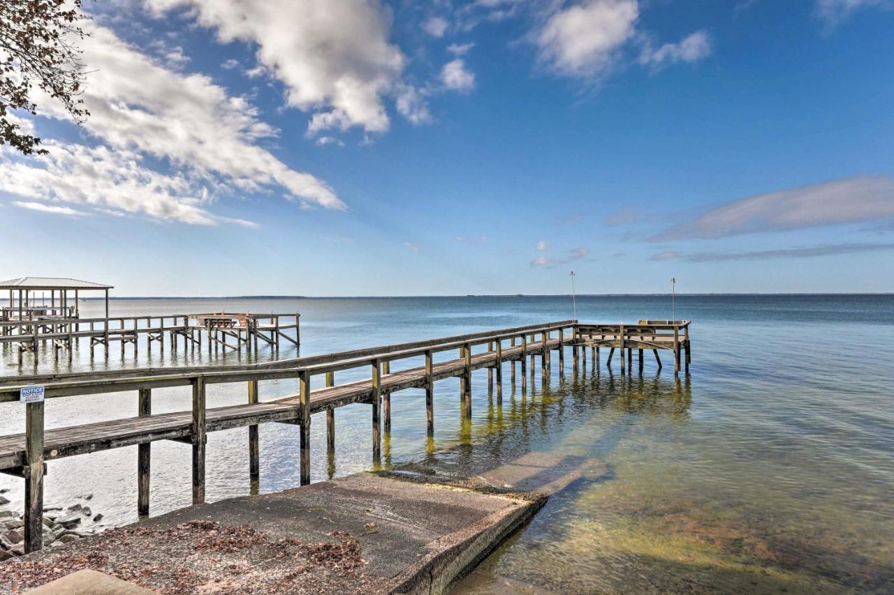 Lakefront Retreat With Game Room And Private Dock! Bonneau Exteriér fotografie